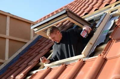 Pose de fenêtres de toit Velux à Vendhuile